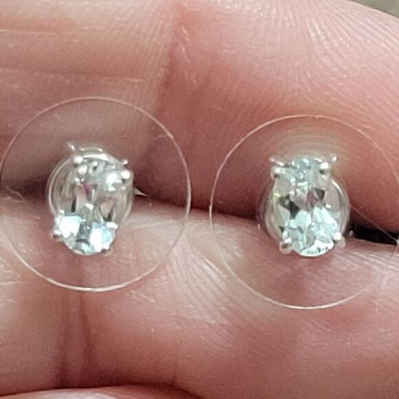 Brazilian Goshenite Solitare Stud Earrings in Sterling Silver - Picture 9 of 14